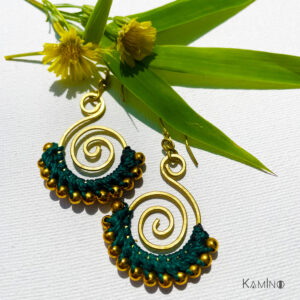 Boucles d'oreilles macramé, petite taille, vert